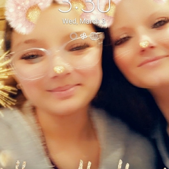 Meet your Posher, Jenn - Picture 4 of 8